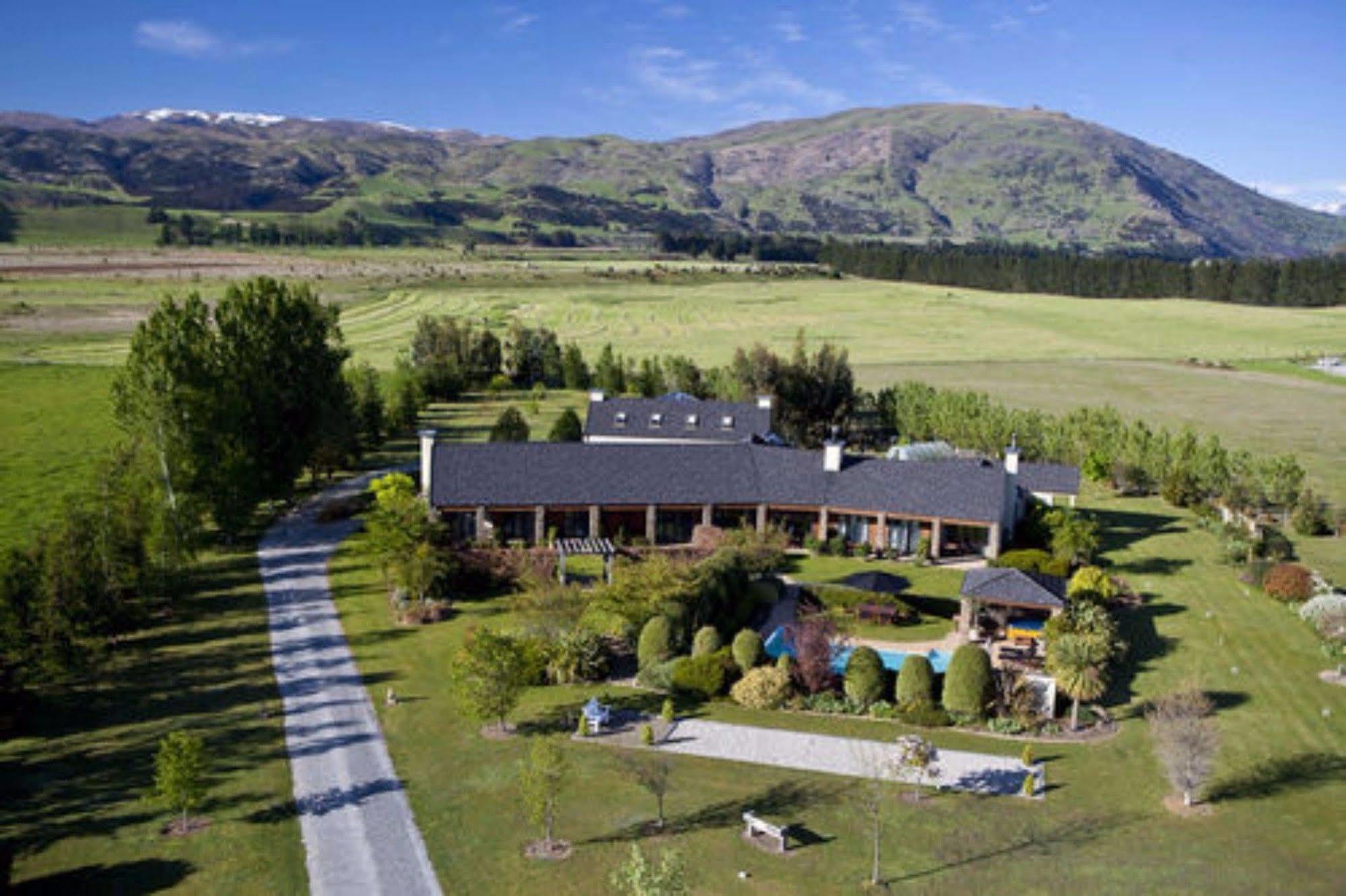 Lime Tree Lodge Wanaka Esterno foto